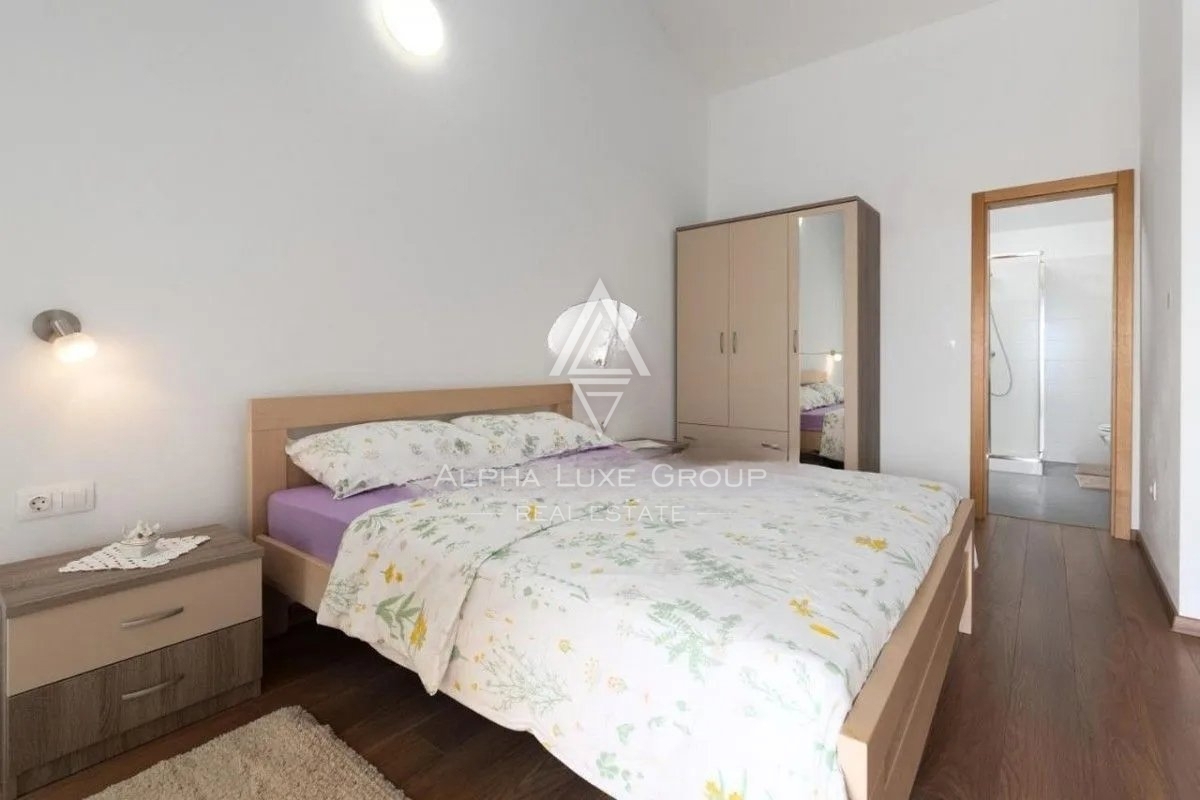 Poreč, Istria: Esclusiva villa con vista panoramica in vendita