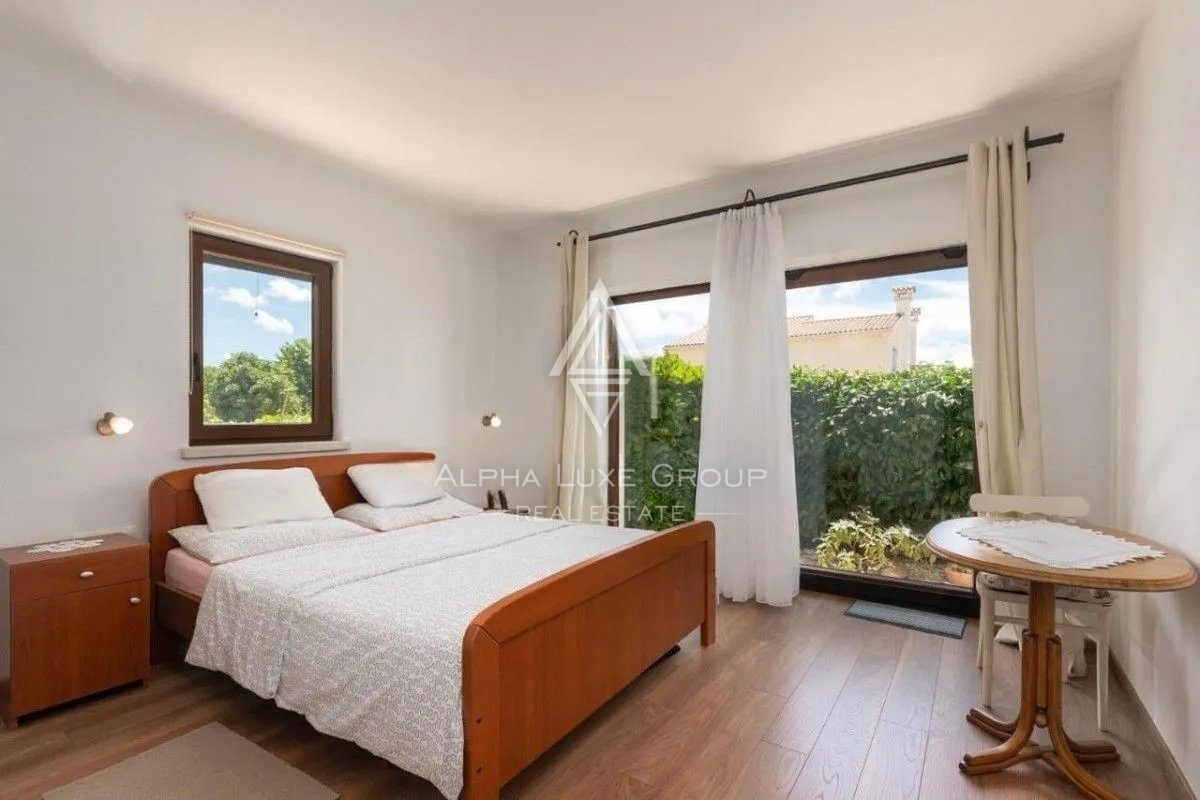 Poreč, Istria: Esclusiva villa con vista panoramica in vendita