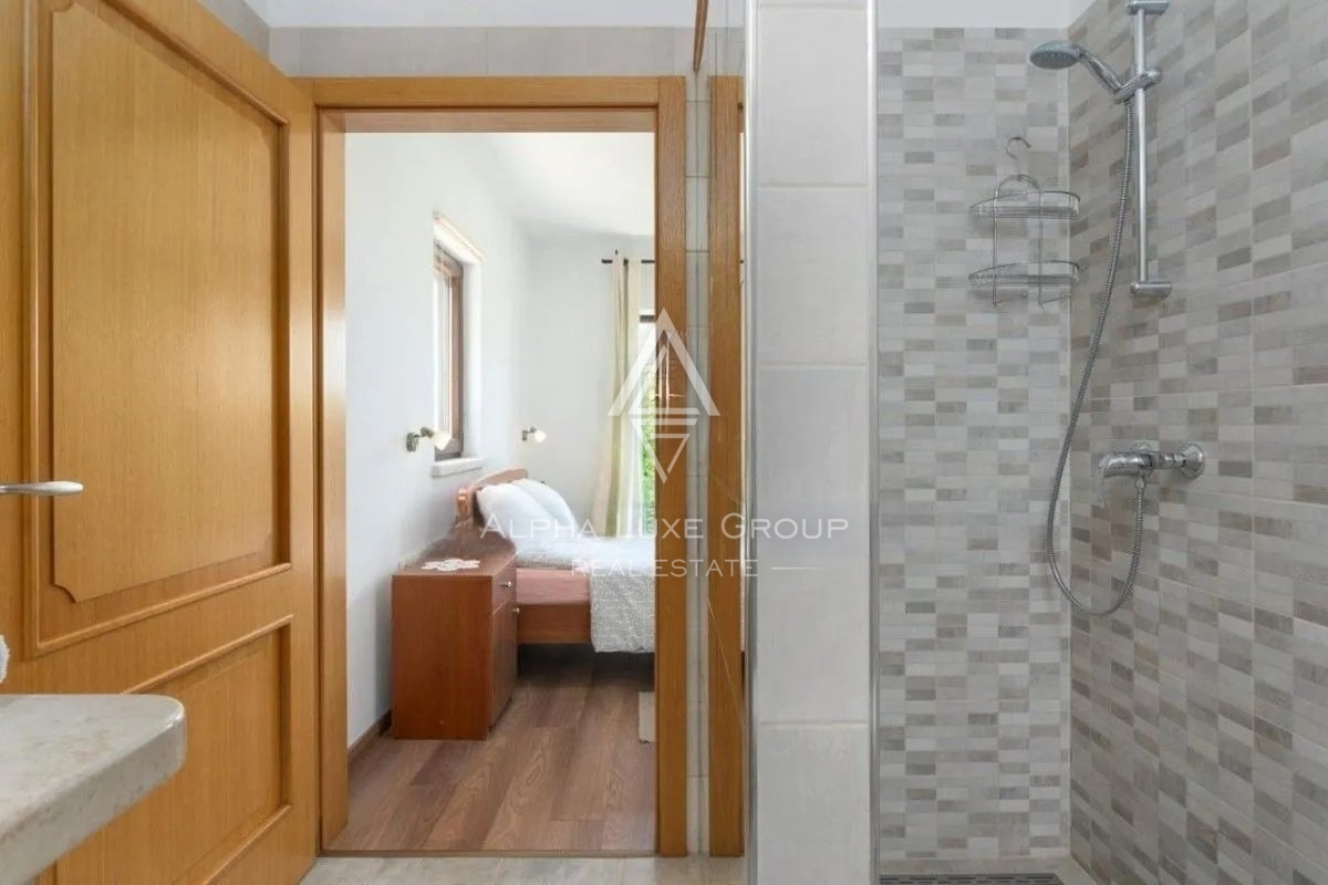 Poreč, Istria: Esclusiva villa con vista panoramica in vendita