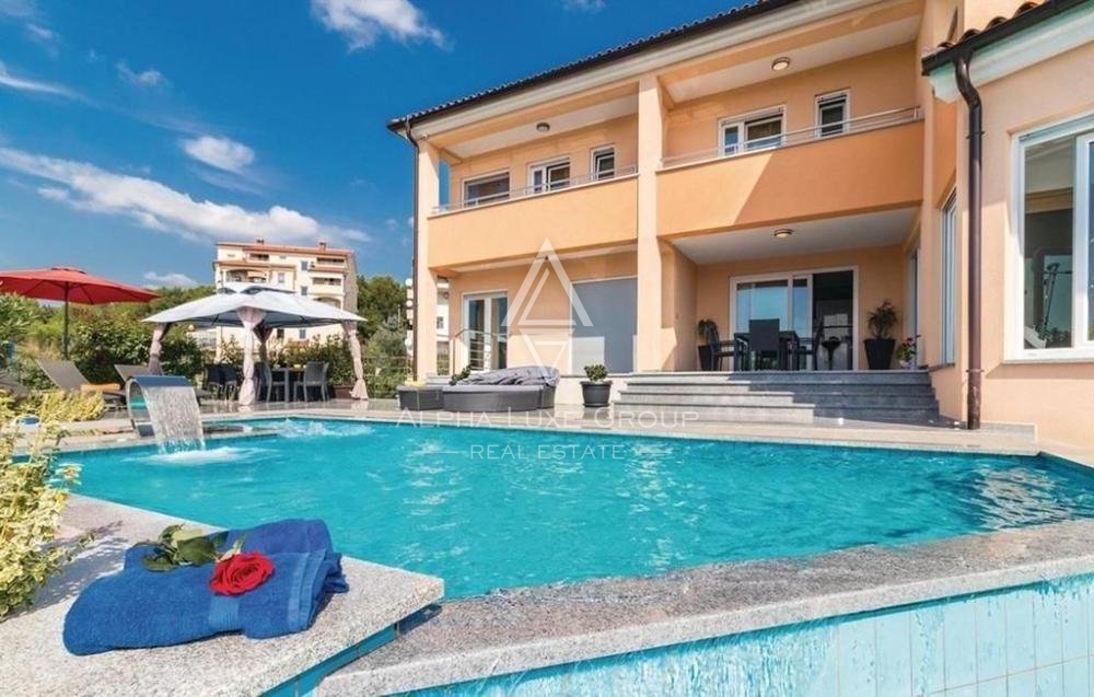 Villa con piscina vicino alla spiaggia, istria, pula