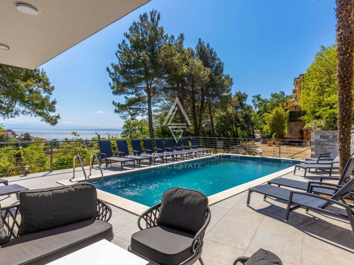 Villa esclusiva con piscina vicino al mare, Opatija