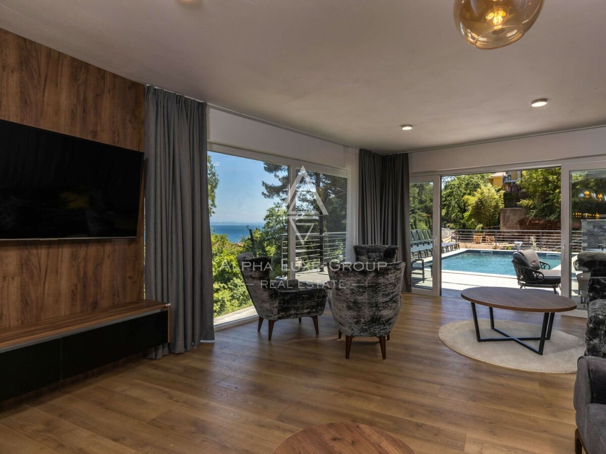 Villa esclusiva con piscina vicino al mare, Opatija