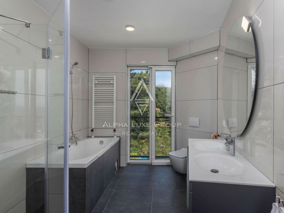 Villa esclusiva con piscina vicino al mare, Opatija