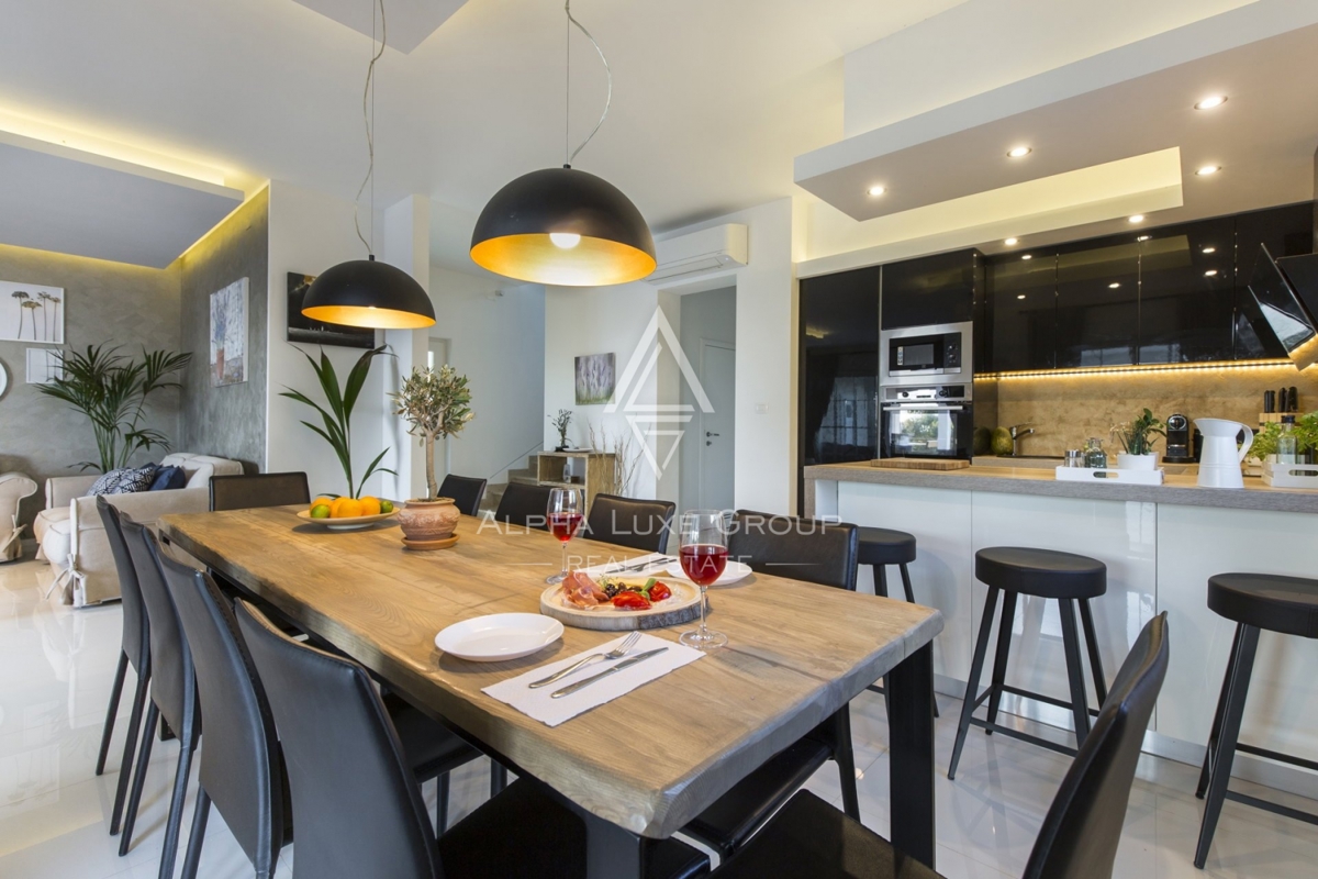 Villa Contemporanea Con Piscina, Istria, Labin