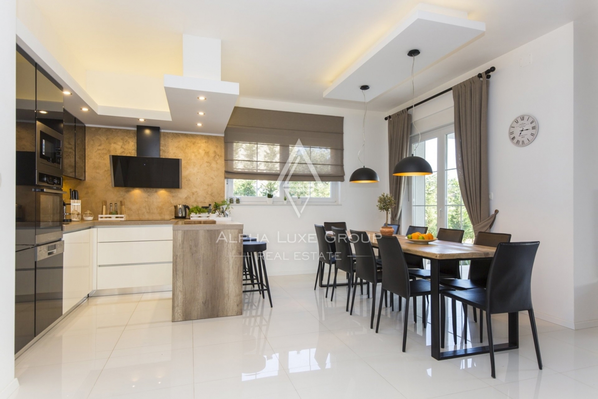 Villa Contemporanea Con Piscina, Istria, Labin