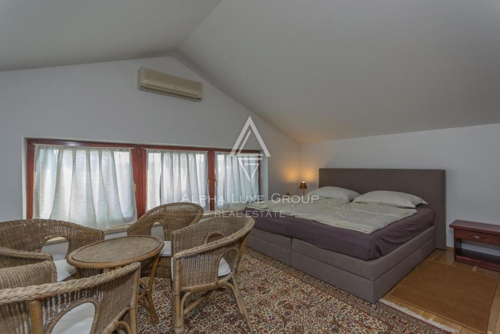 Lussuosa villa con vista mare e piscina, Istria, Marčana