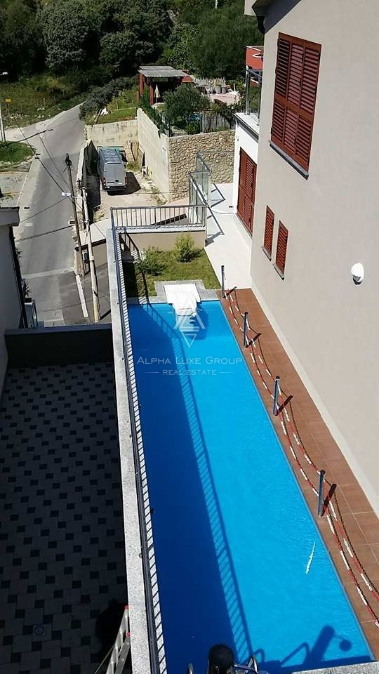 RAB, PALIT, DUE VILLE DI LUSSO CON PISCINE VICINO AL CENTRO!