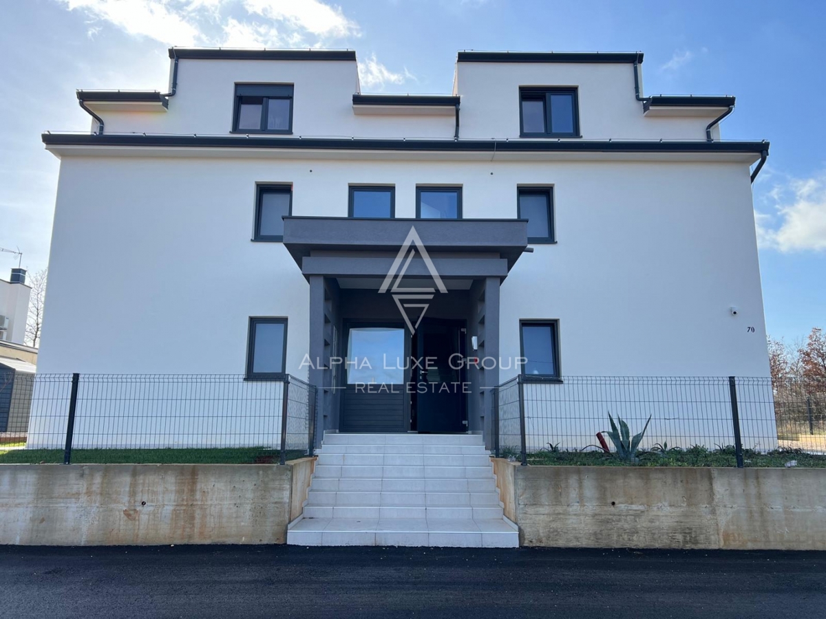 Poreč, Istria: Attico spazioso con due appartamenti