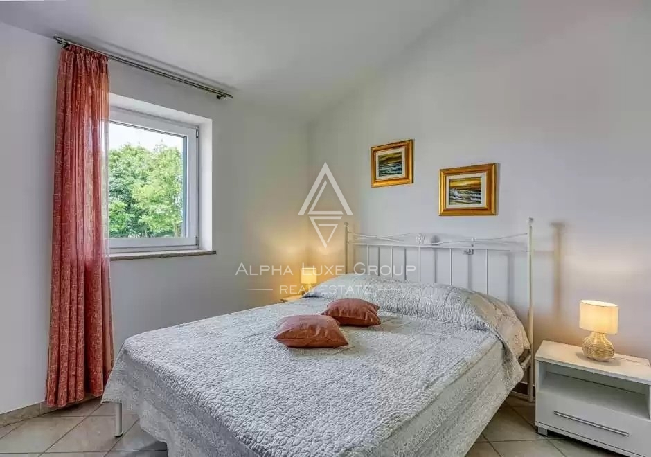 Istria, Poreč: Affascinante casa in pietra con piscina in vendita