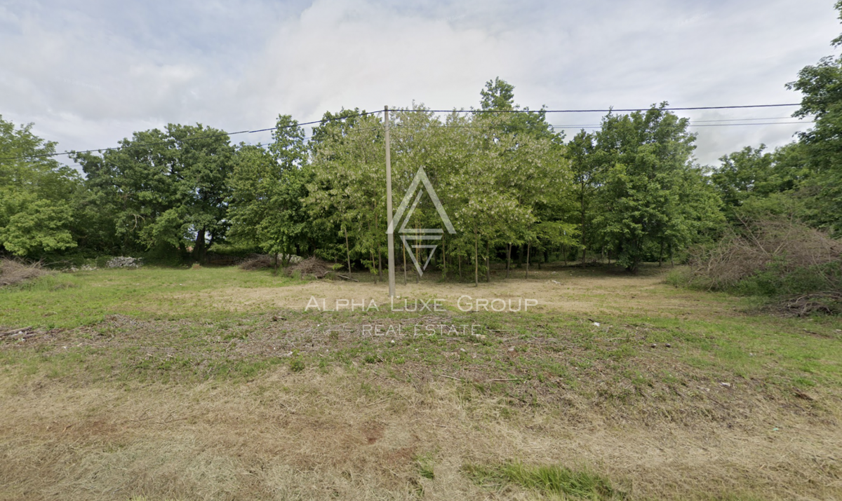 Gimino, Istria – Ampio terreno edificabile in vendita