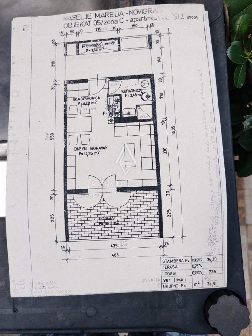 Novigrad, Istria – Appartamento arredato, giardino, mare