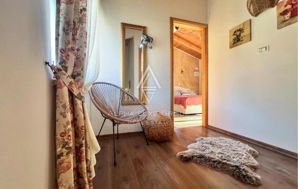 Lupoglav, Istria – Casa in pietra con piscina