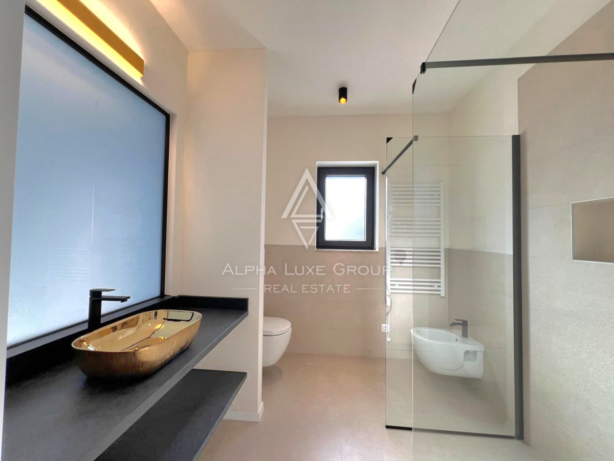 Poreč, Istria: Villa moderna di lusso nella natura