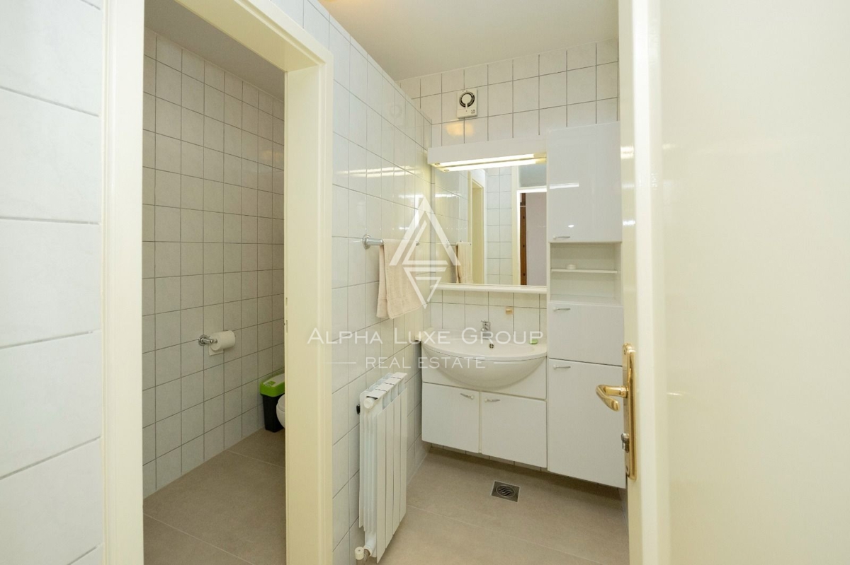 Pola, Istria: Ampio appartamento arredato in vendita