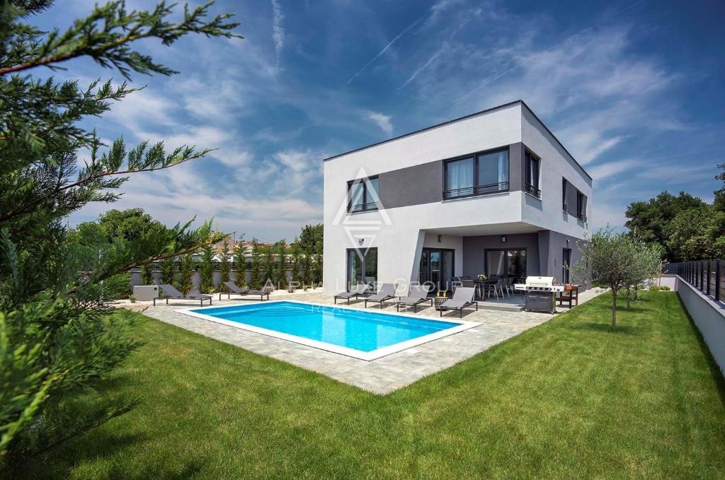 Casa Centar, Pula, 180m2