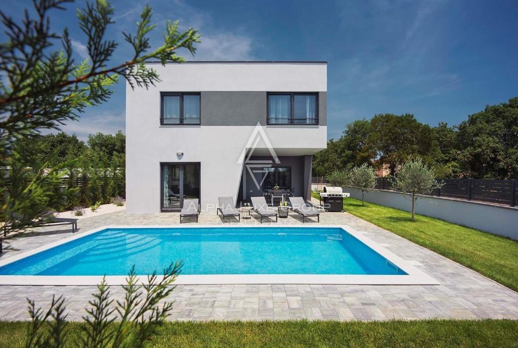 Casa Centar, Pula, 180m2