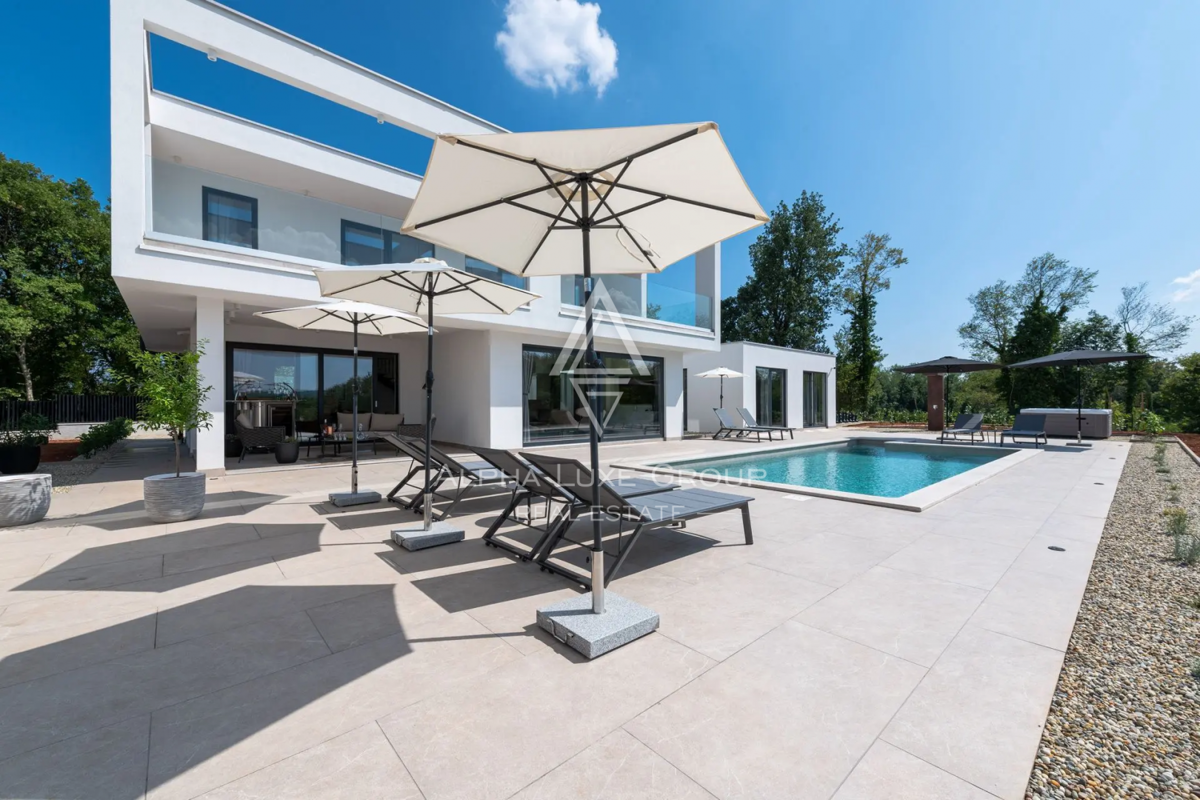Istria, Labin: Villa di lusso con piscina riscaldata