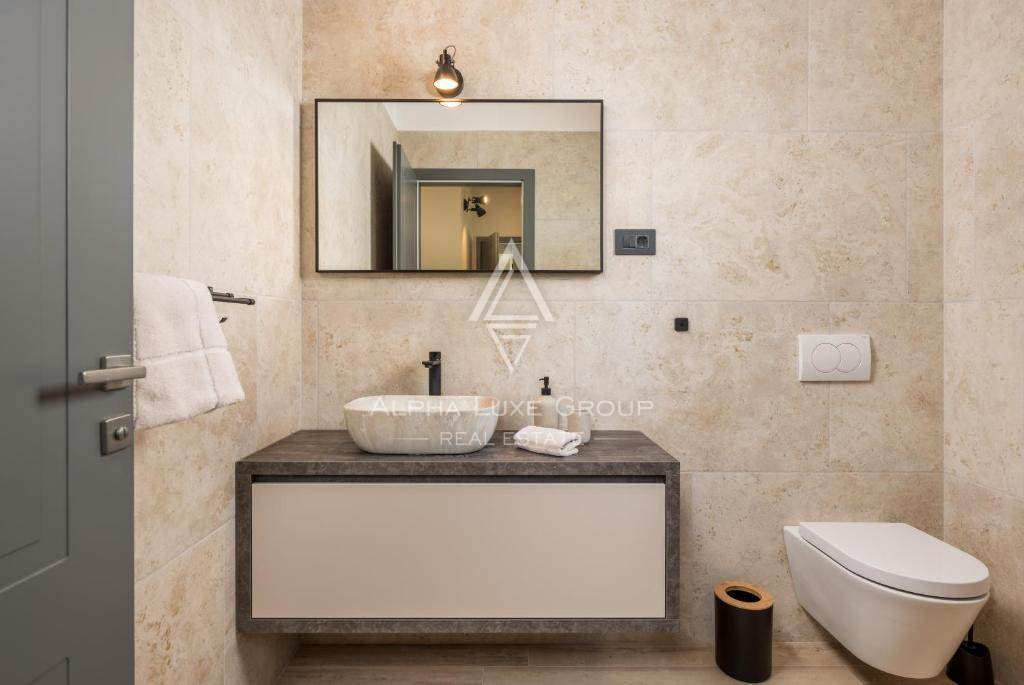 Istria, Montona: Villa di lusso con piscina e vista