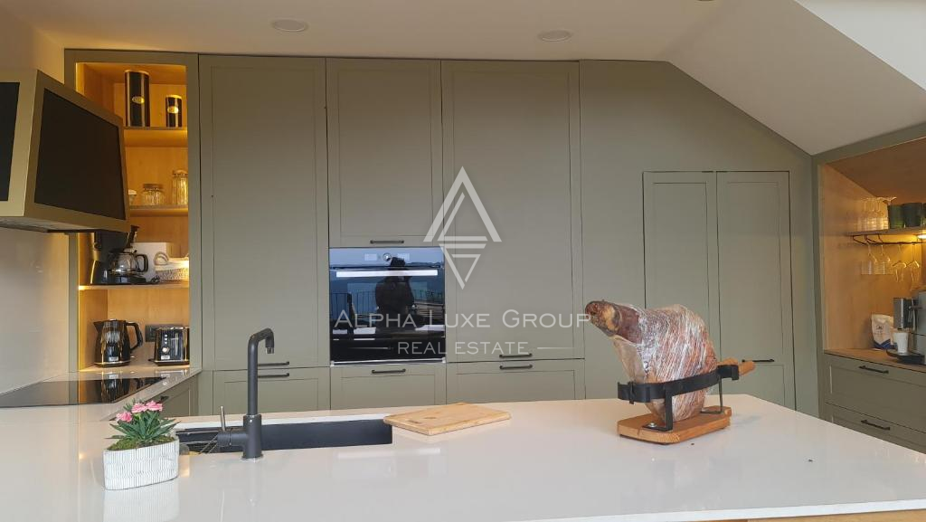 Istria, Montona: Villa di lusso con piscina e vista