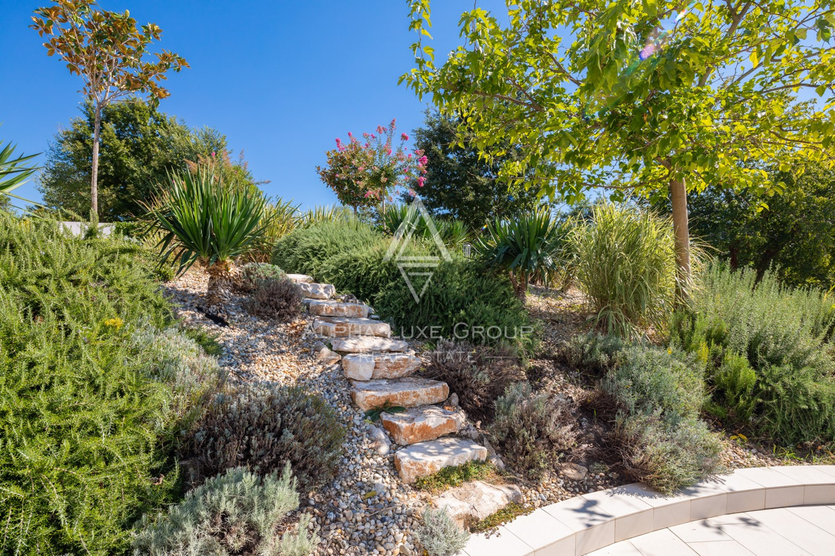 Istria, Svetvinčenat: Villa elegante con piscina e giardino