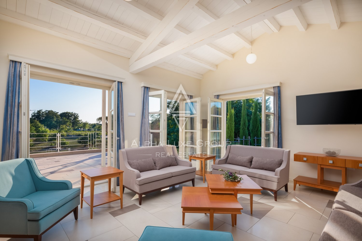 Istria, Svetvinčenat: Villa elegante con piscina e giardino