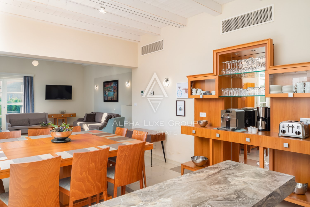 Istria, Svetvinčenat: Villa elegante con piscina e giardino