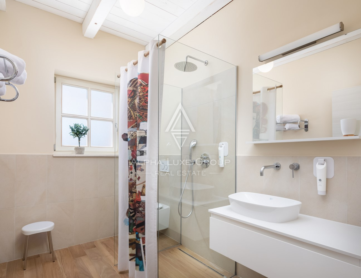 Istria, Svetvinčenat: Villa elegante con piscina e giardino