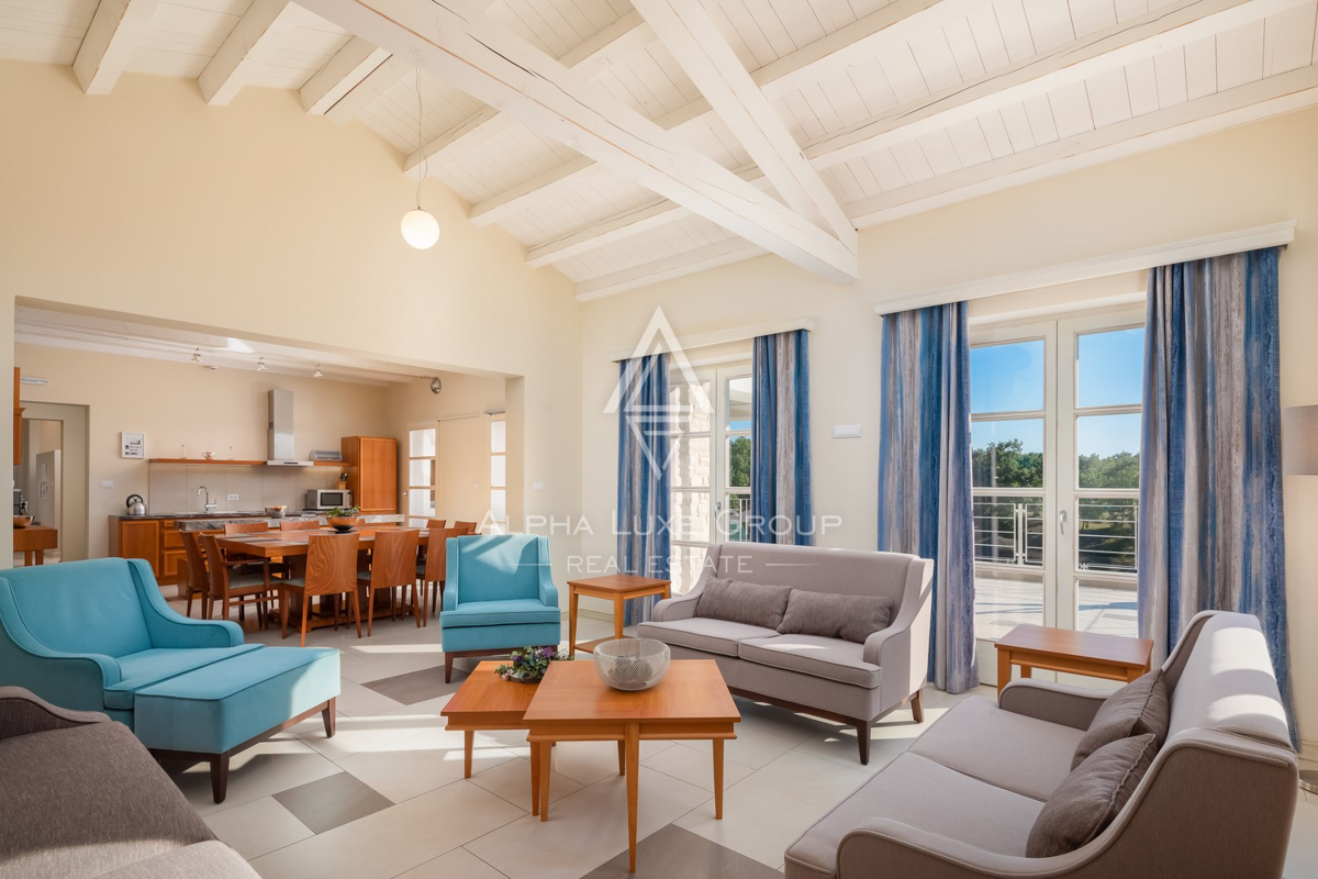 Istria, Svetvinčenat: Villa elegante con piscina e giardino