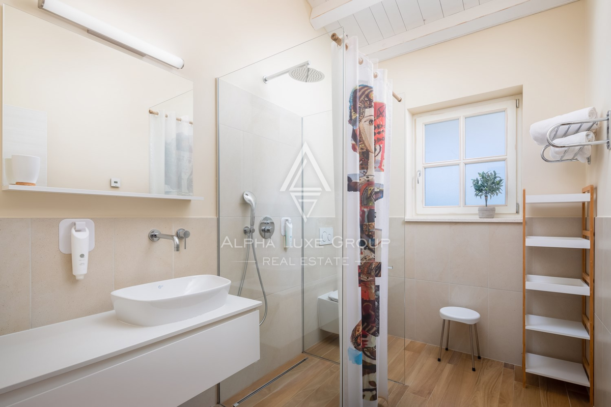 Istria, Svetvinčenat: Villa elegante con piscina e giardino