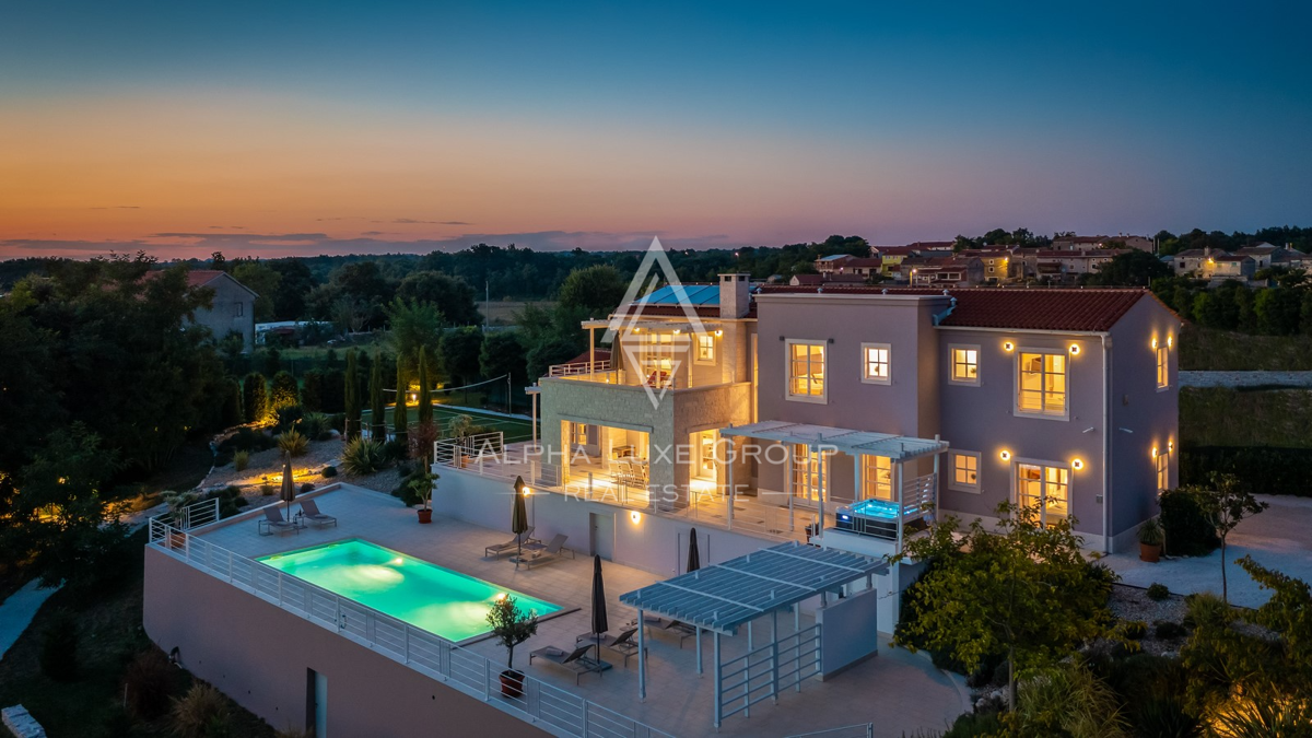Istria, Svetvinčenat: Villa elegante con piscina e giardino
