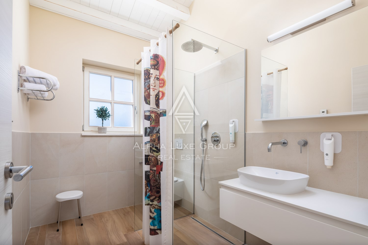 Istria, Svetvinčenat: Villa elegante con piscina e giardino