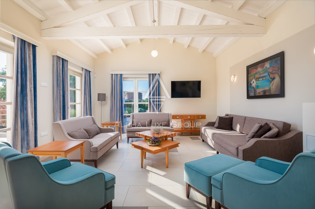 Istria, Svetvinčenat: Villa elegante con piscina e giardino