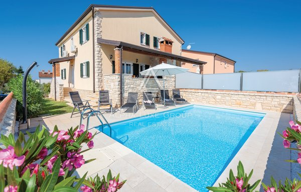 Istria, Umag: Villa bifamiliare vicino al mare