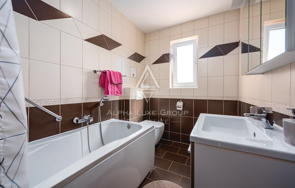 Istria, Umag: Villa bifamiliare vicino al mare