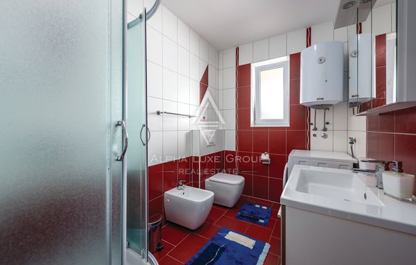 Istria, Umag: Villa bifamiliare vicino al mare