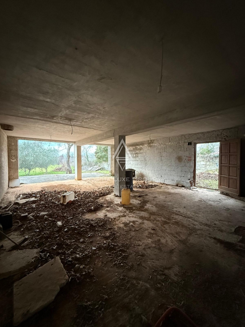 Istria, Rovigno – Casa con potenziale sviluppo