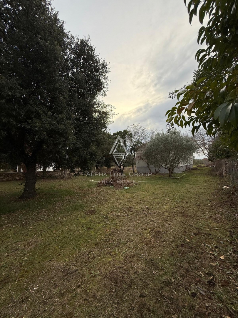 Istria, Rovigno – Casa con potenziale sviluppo