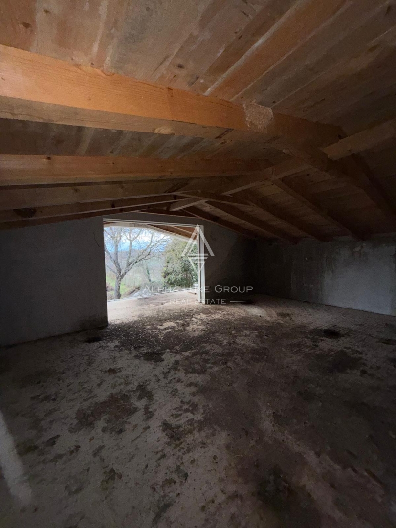 Istria, Rovigno – Casa con potenziale sviluppo