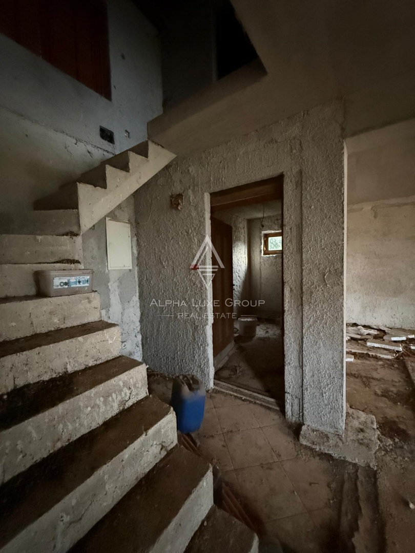 Istria, Rovigno – Casa con potenziale sviluppo