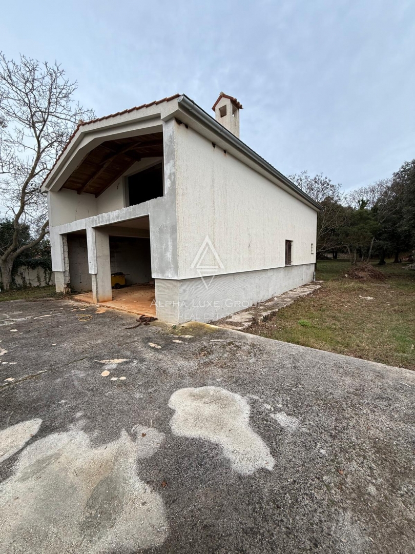 Istria, Rovigno – Casa con potenziale sviluppo