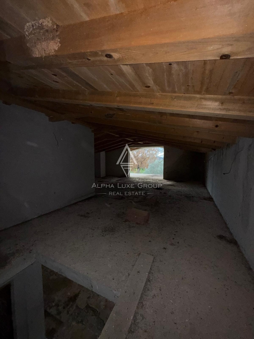 Istria, Rovigno – Casa con potenziale sviluppo