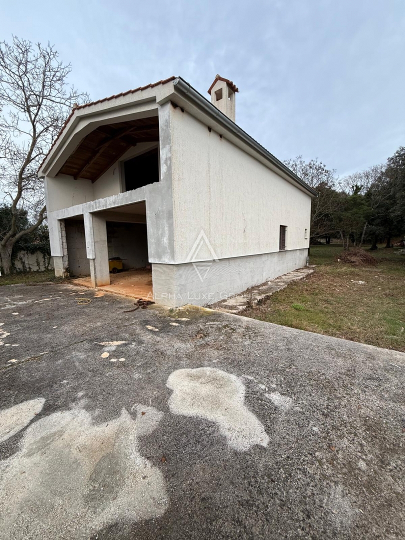 Istria, Rovigno – Casa con potenziale sviluppo