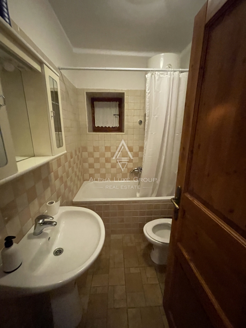 Istria, Kanfanar – Villa in pietra con piscina e giardino