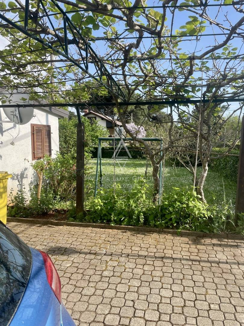 Istria, Umag: Casa 80 m spiaggia grande giardino