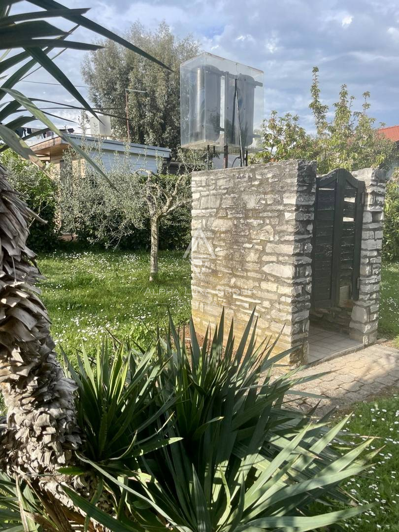 Istria, Umag: Casa 80 m spiaggia grande giardino