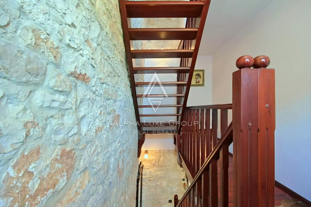 Istria, Poreč – Casa in pietra ristrutturata con piscina