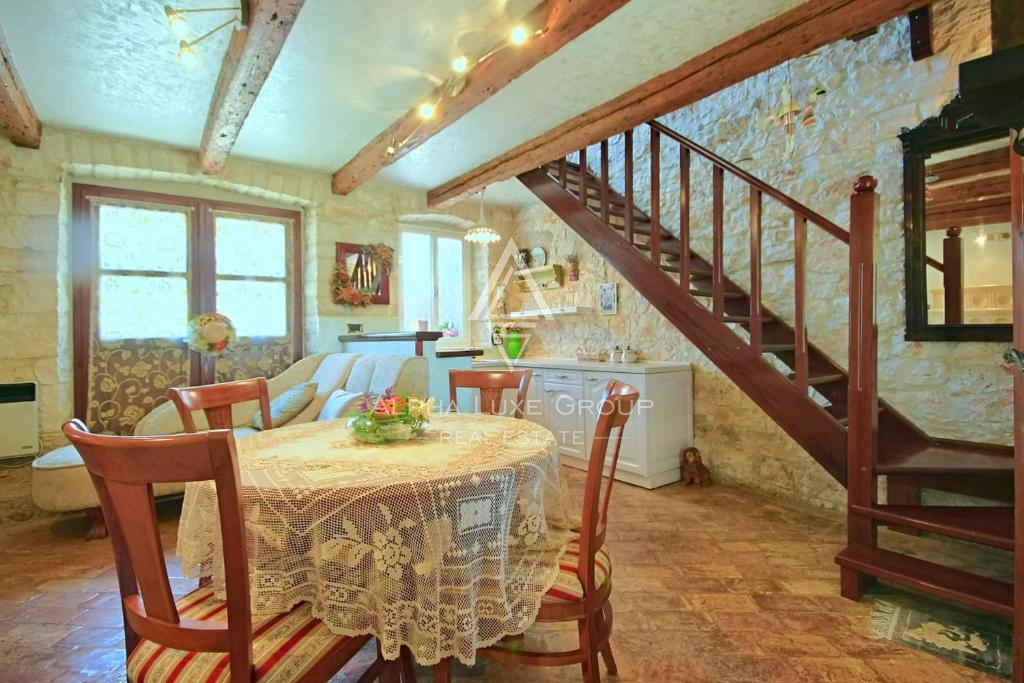 Istria, Poreč – Casa in pietra ristrutturata con piscina