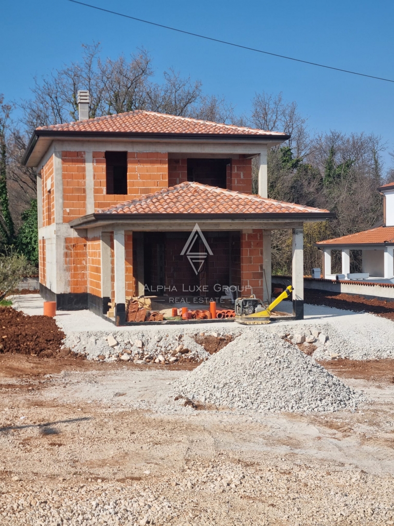 Istria, Parenzo: Villa moderna con piscina vicino mare