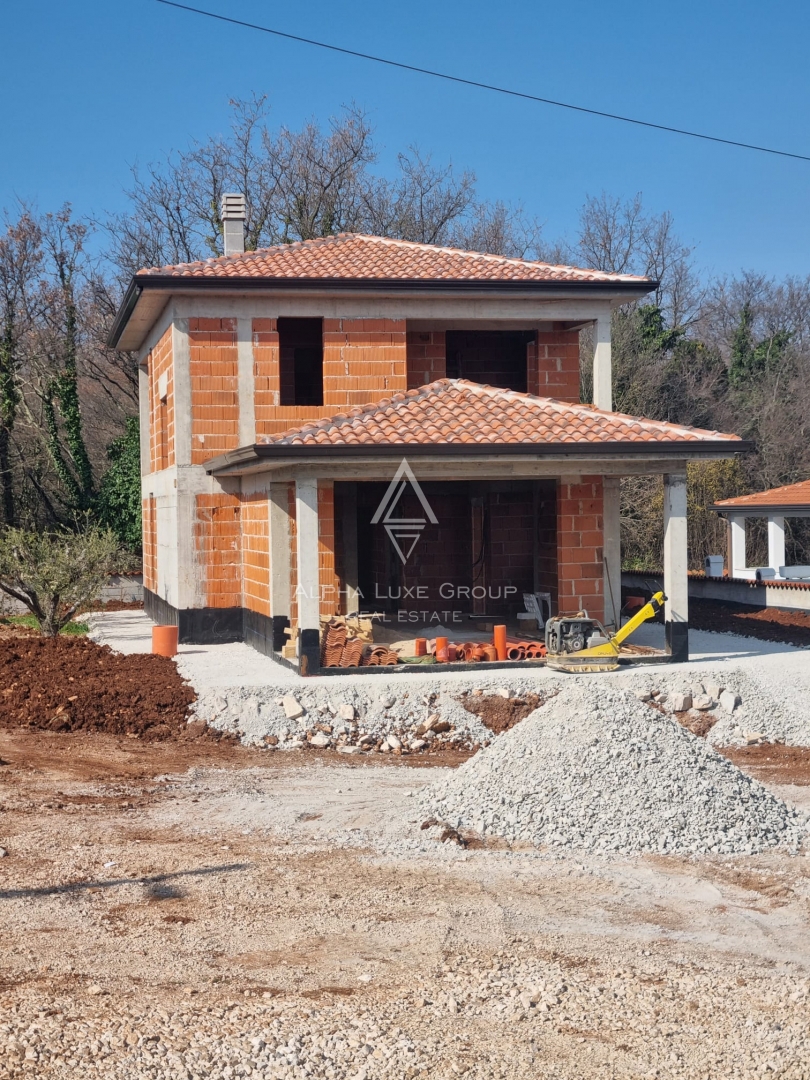 Istria, Parenzo: Villa moderna con piscina vicino mare