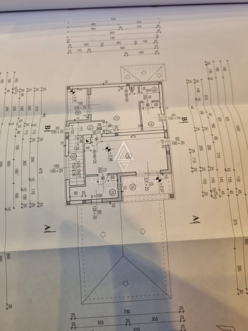 Istria, Parenzo: Villa moderna con piscina vicino mare